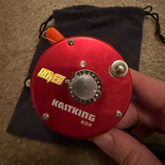 Red Baitcasting Reel - Picture 8 of 8